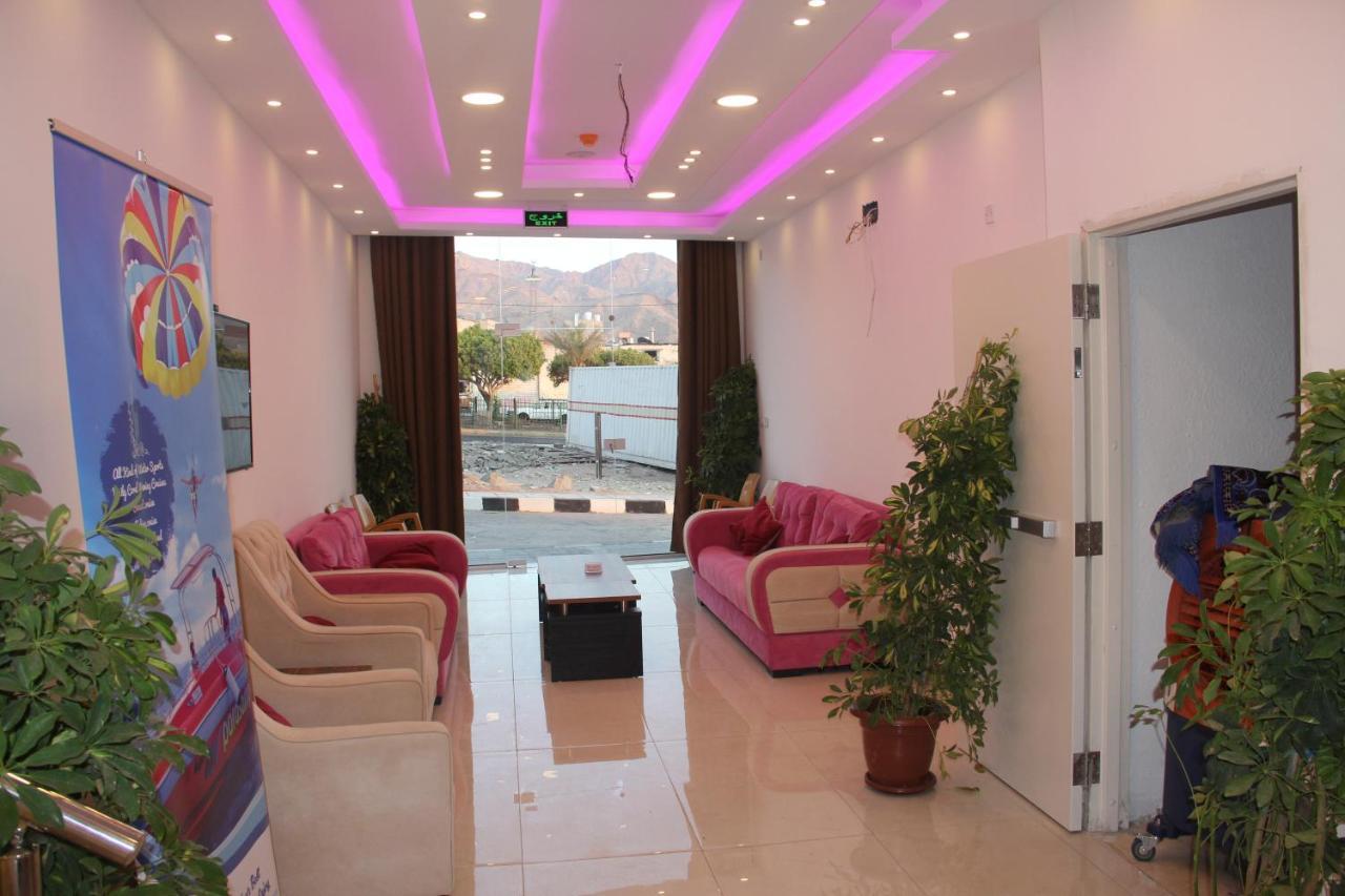Weekend Hotel Akabe Dış mekan fotoğraf